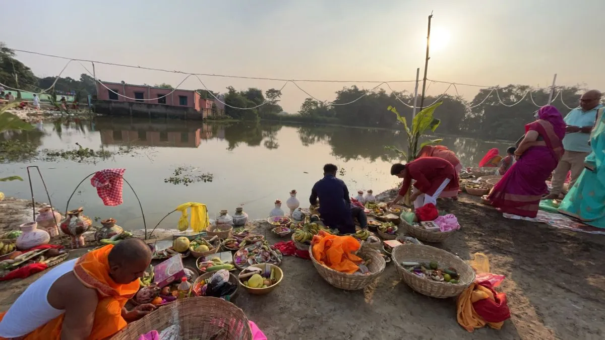 Usha Arghya at a ghat on Chhath Puja morning